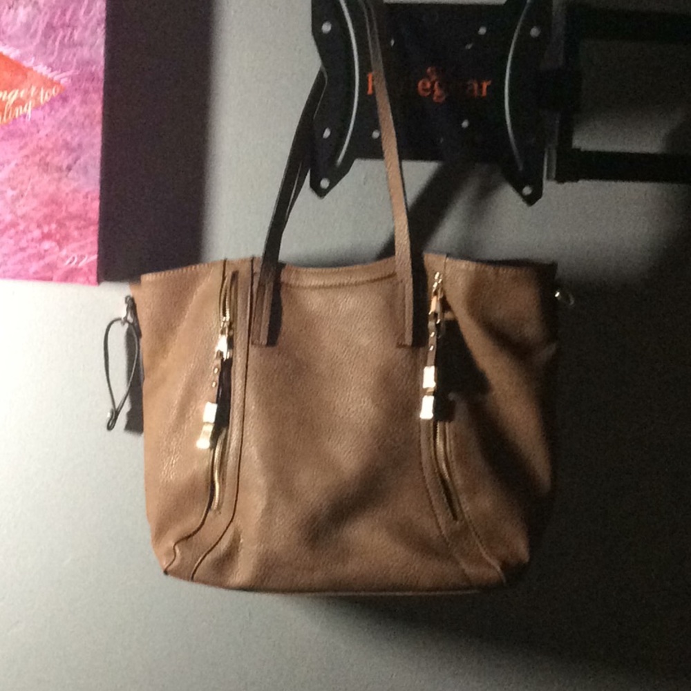 Brand new purse leather